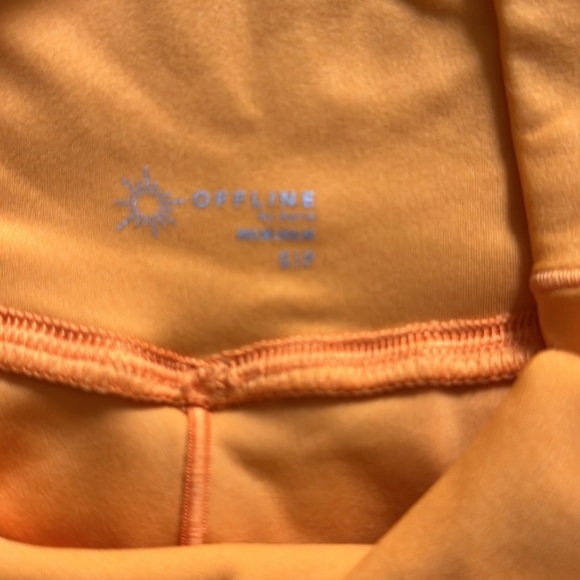 Aerie flowey shorts - Picture 2 of 4